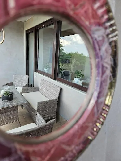 Villa Joy Verona - Luxury Suite Lägenhet
