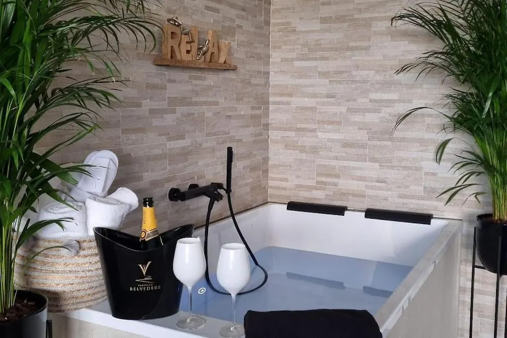 Apartment Villa Joy Verona - Luxury Suite